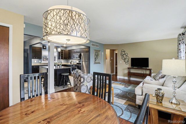 27036 Sandy Hill Lane, Lyon Charter Township, MI 48165