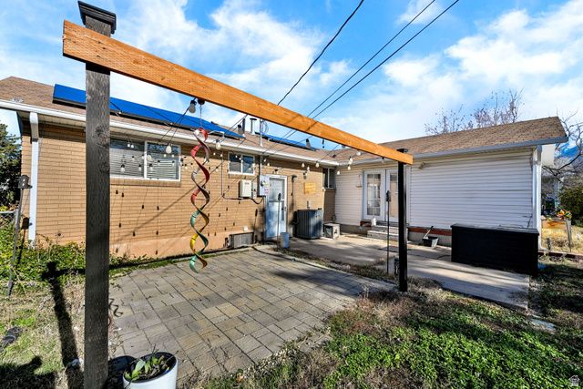 118 E 950 N, Layton, UT 84041