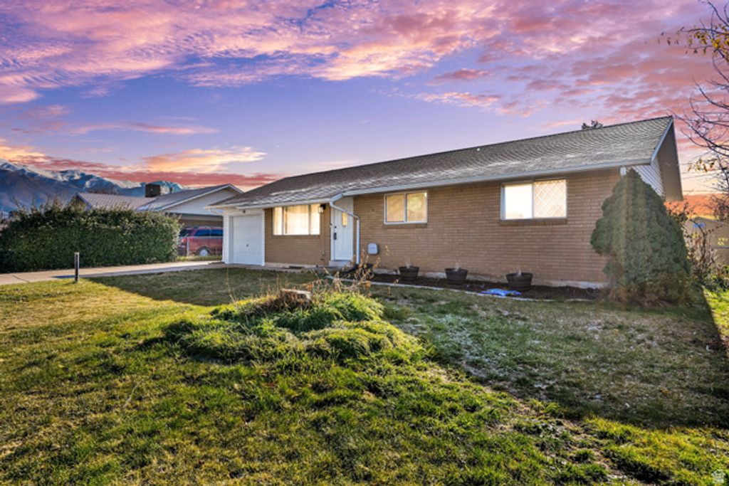 118 E 950 N, Layton, UT 84041