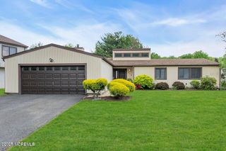 218 Community Circle, Old Bridge, NJ 08857