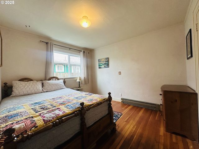 924 CHAMBERS St, Eugene, OR 97402
