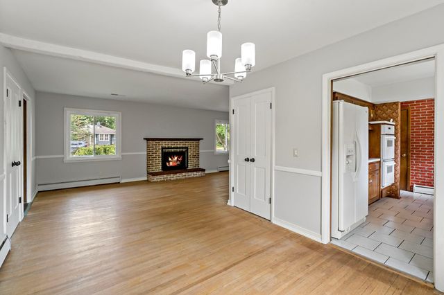 3567 Leroy Street, Deephaven, MN 55391