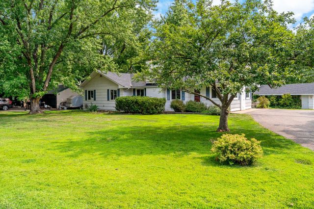 3567 Leroy Street, Deephaven, MN 55391