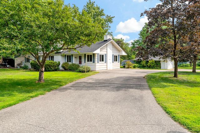 3567 Leroy Street, Deephaven, MN 55391
