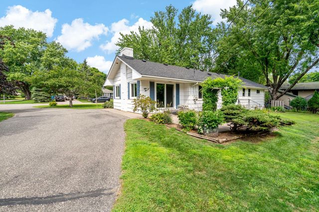 3567 Leroy Street, Deephaven, MN 55391