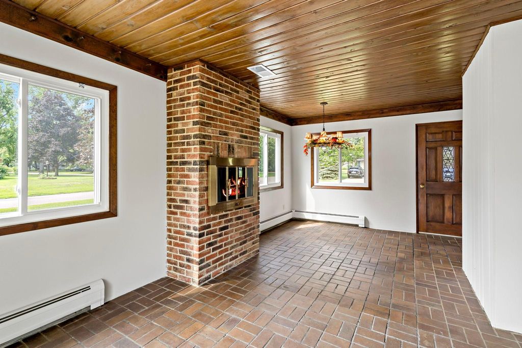 3567 Leroy Street, Deephaven, MN 55391 — photo 5