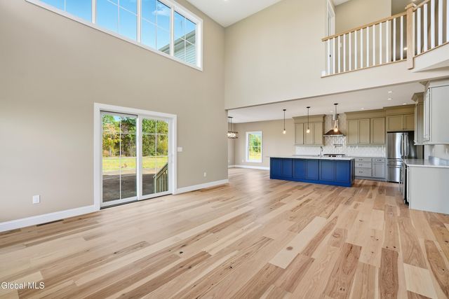 1 Welding Way, Colonie, NY 12047