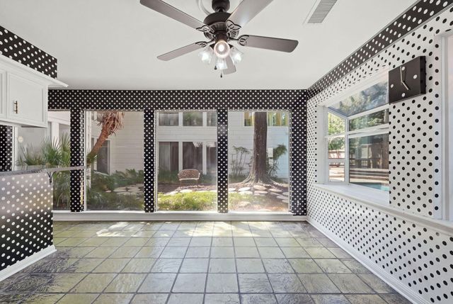 5610 Fountainbridge Lane, Houston, TX 77069