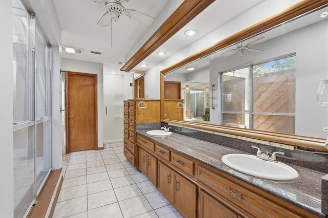 5610 Fountainbridge Lane, Houston, TX 77069