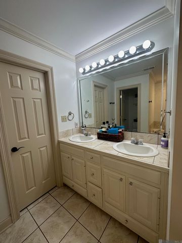 17240 Rennes Rd, Prairieville, LA 70769