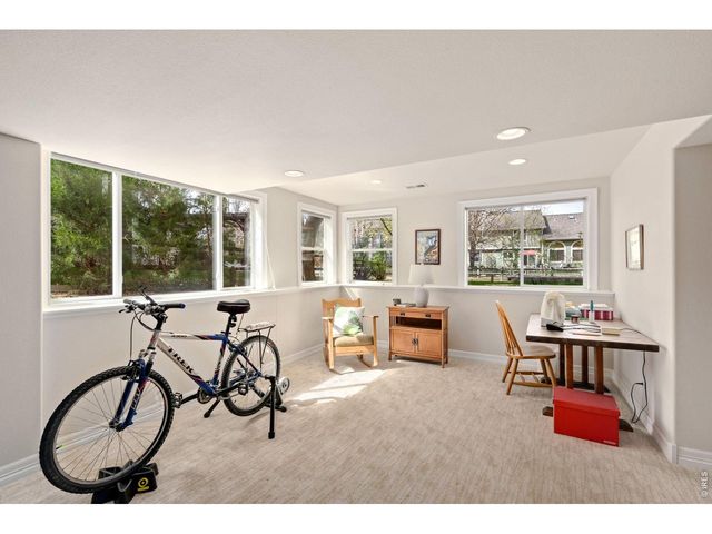 1614 Fantail Ct, Fort Collins, CO 80528