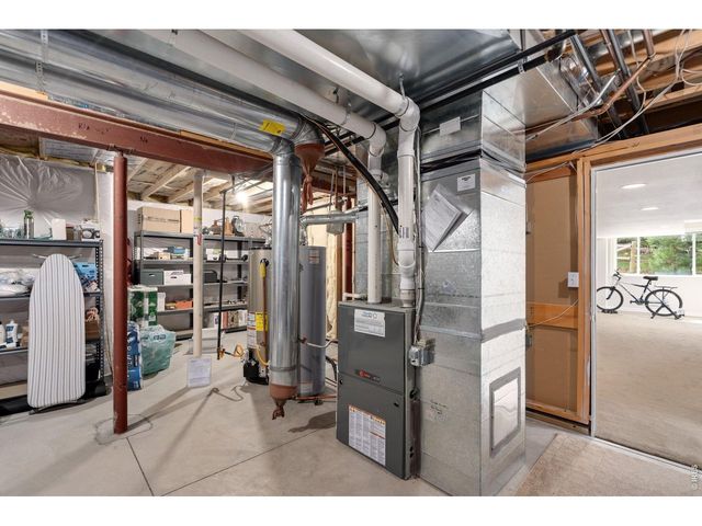 1614 Fantail Ct, Fort Collins, CO 80528