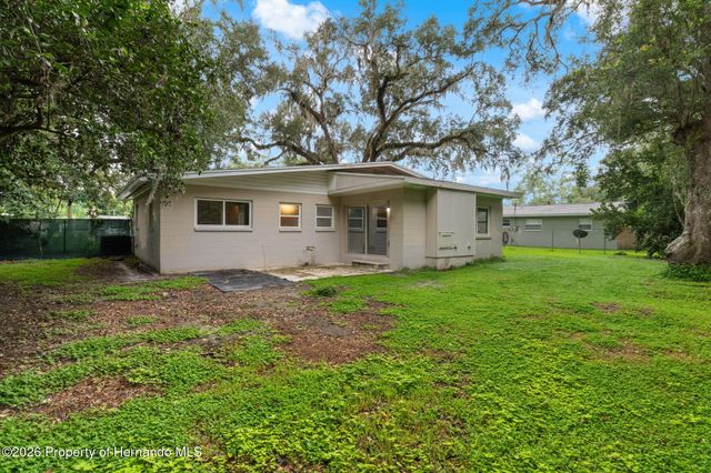 310 Longwood Drive, Brooksville, FL 34601