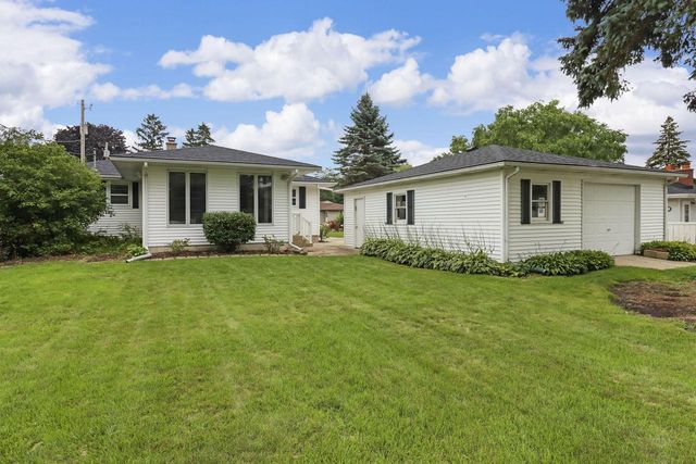 8920 20th AVENUE, Kenosha, WI 53143