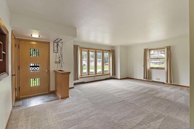 8920 20th AVENUE, Kenosha, WI 53143