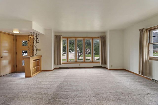 8920 20th AVENUE, Kenosha, WI 53143