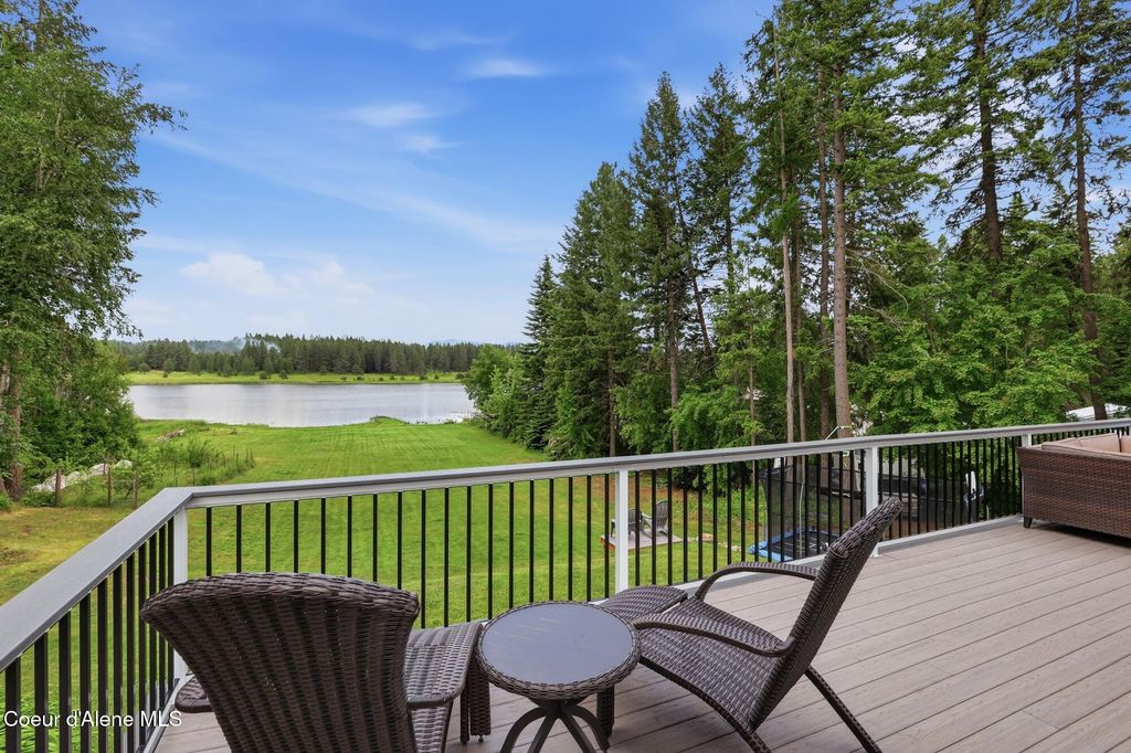 15720 N Ridgeway LN, Hayden, ID 83835 photo 2