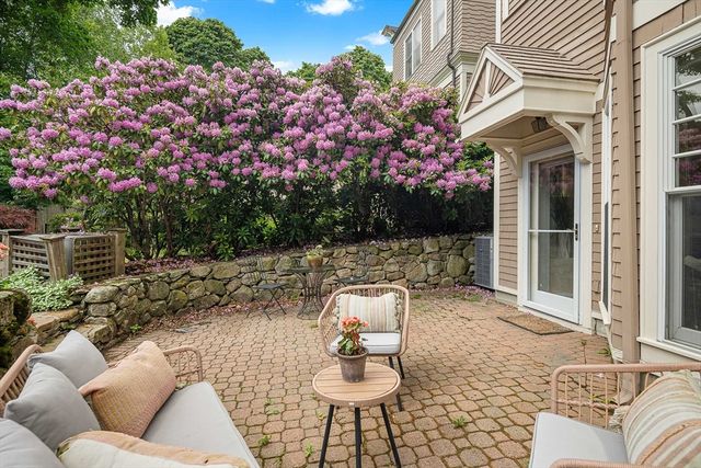 40 Mount Vernon Street 1, Cambridge, MA 02140