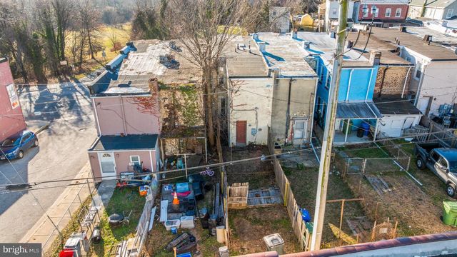 2822 FREDERICK AVE, Baltimore, MD 21223