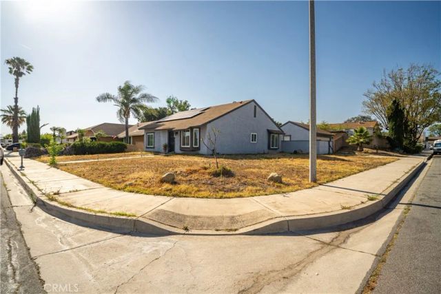 1328 W Jackson, Rialto, CA 92376