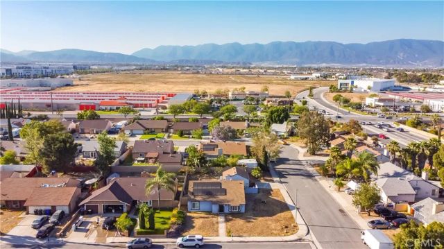 1328 W Jackson, Rialto, CA 92376
