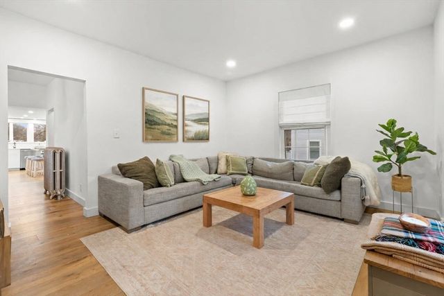 2 Highland Terrace, Marblehead, MA 01945