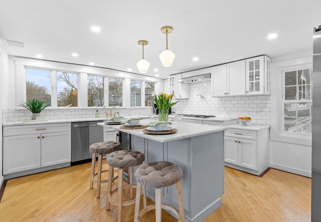 2 Highland Terrace, Marblehead, MA 01945