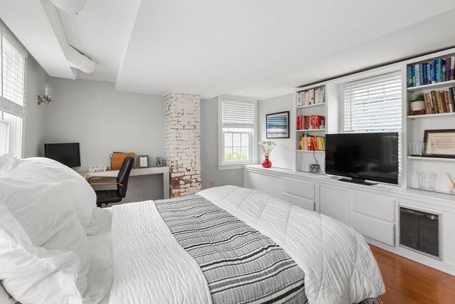 2 Highland Terrace, Marblehead, MA 01945