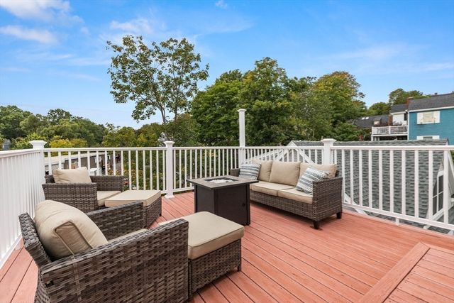 2 Highland Terrace, Marblehead, MA 01945