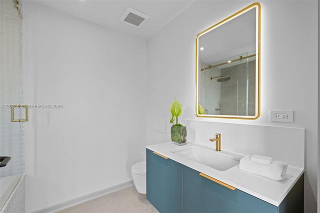 5262 La Gorce Dr, Miami Beach, FL 33140