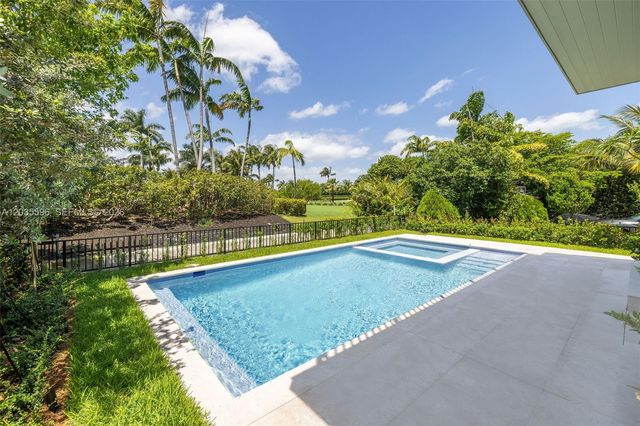 5262 La Gorce Dr, Miami Beach, FL 33140