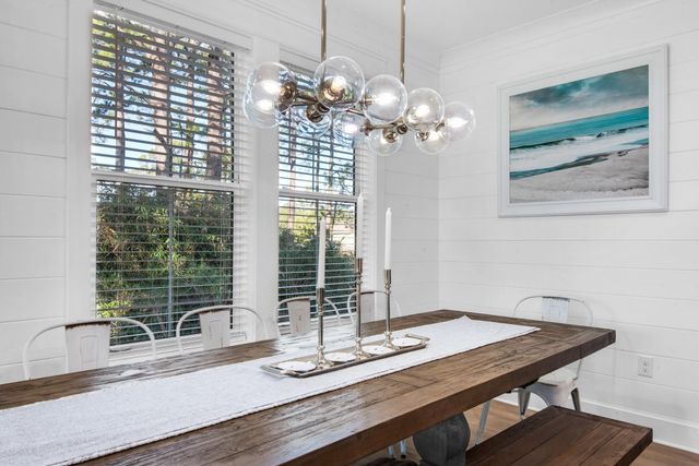 255 E Seahorse Circle, Santa Rosa Beach, FL 32459