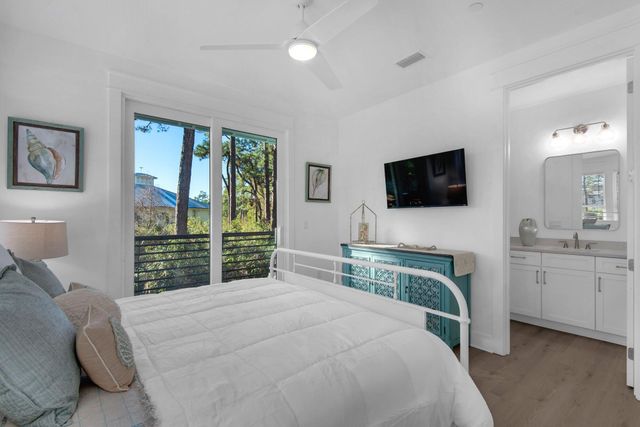 255 E Seahorse Circle, Santa Rosa Beach, FL 32459