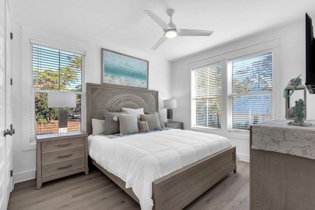 255 E Seahorse Circle, Santa Rosa Beach, FL 32459