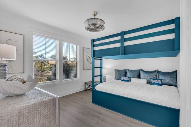 255 E Seahorse Circle, Santa Rosa Beach, FL 32459