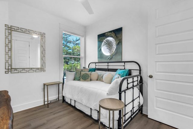 255 E Seahorse Circle, Santa Rosa Beach, FL 32459