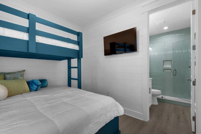 255 E Seahorse Circle, Santa Rosa Beach, FL 32459