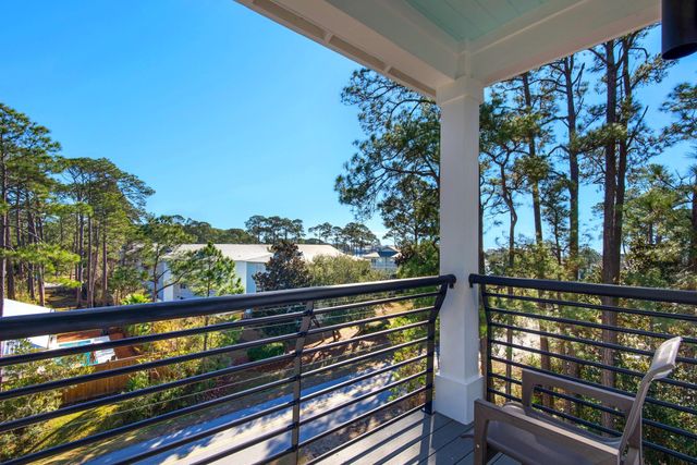 255 E Seahorse Circle, Santa Rosa Beach, FL 32459