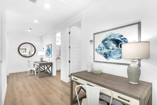 255 E Seahorse Circle, Santa Rosa Beach, FL 32459