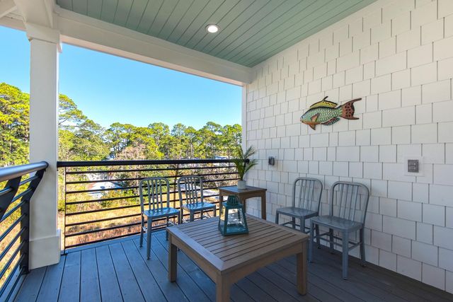 255 E Seahorse Circle, Santa Rosa Beach, FL 32459