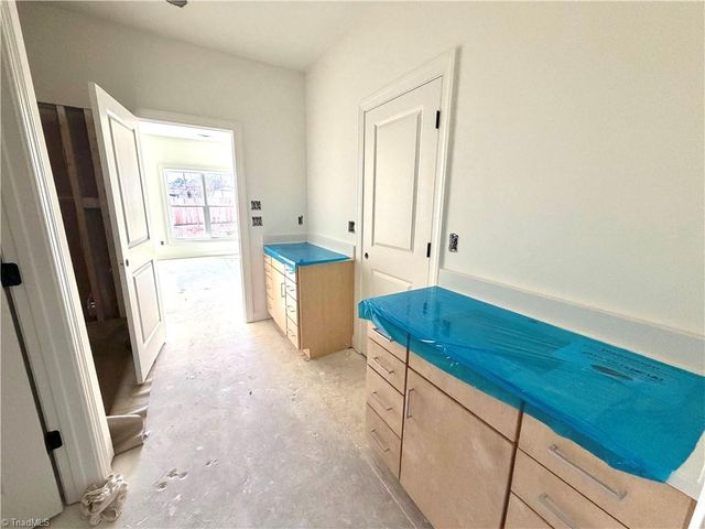 4246 Quartersaw Lane, Clemmons, NC 27012