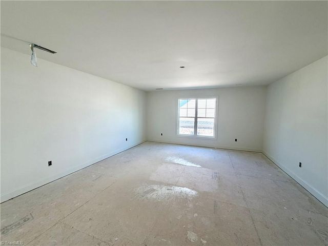 4246 Quartersaw Lane, Clemmons, NC 27012