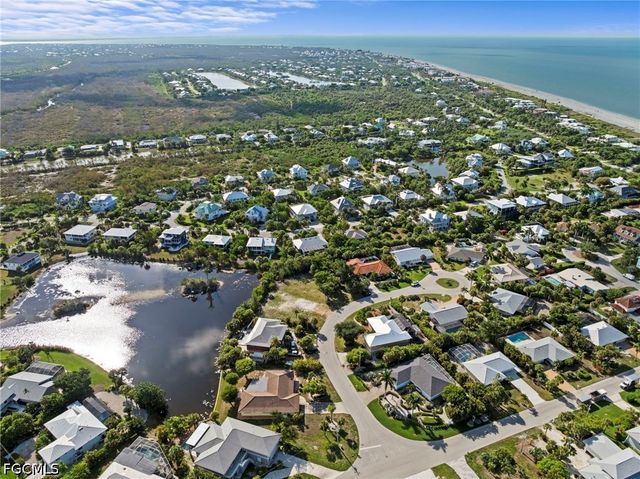 564 Chert CT, Sanibel, FL 33957