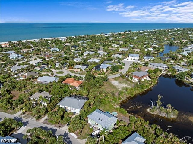 564 Chert CT, Sanibel, FL 33957