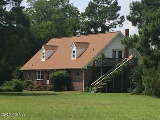 102 Apple Lane C, Oriental, NC 28571