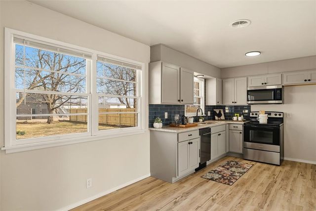 5029 NW 47th Street, Warr Acres, OK 73122