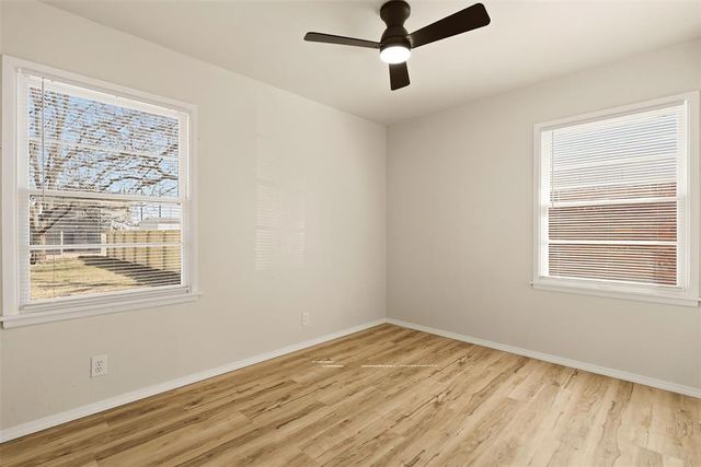 5029 NW 47th Street, Warr Acres, OK 73122