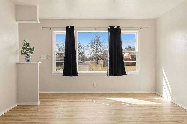 5029 NW 47th Street, Warr Acres, OK 73122