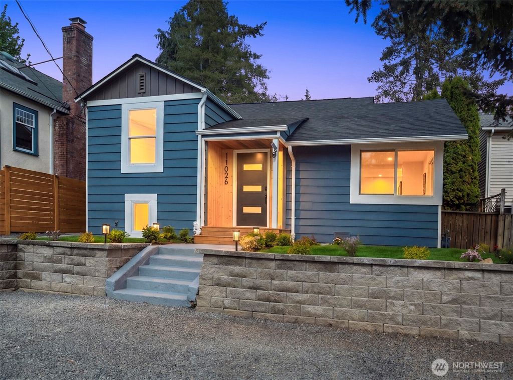 11026 Evanston Avenue N, Seattle, WA 98133