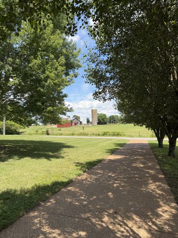 2305 Clara Mathis Rd, Spring Hill, TN 37174